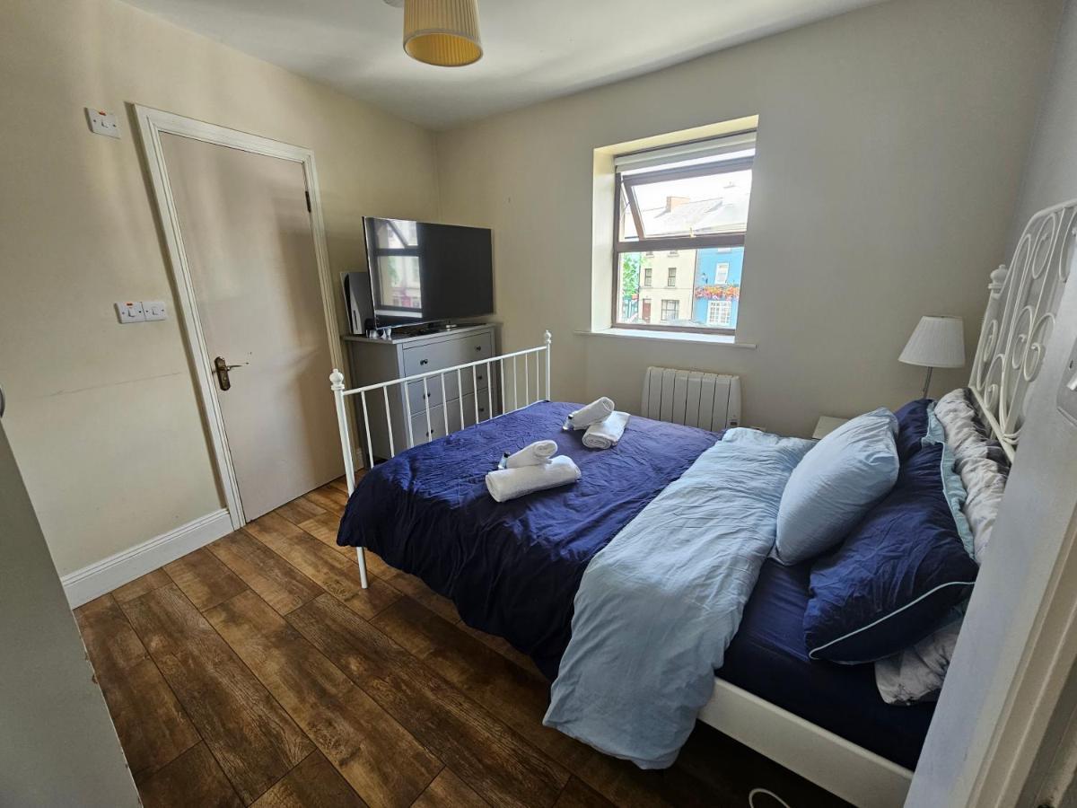 Cosy City Centre Apartment กัลเวย์ ภายนอก รูปภาพ